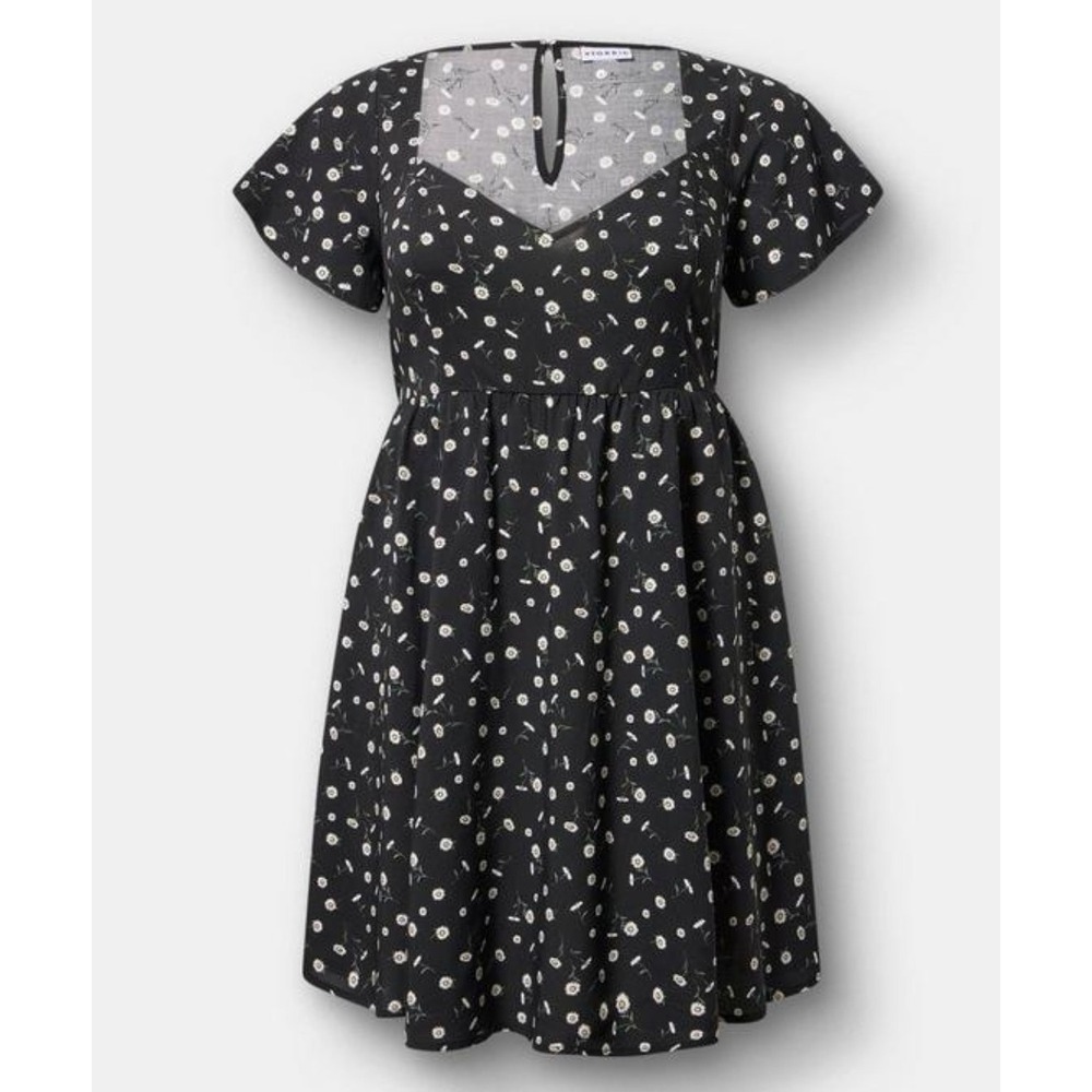 Torrid Dress Plus Size 2 (18/20)  Mini Dress Floral Dress Flutter Sleeve NWT